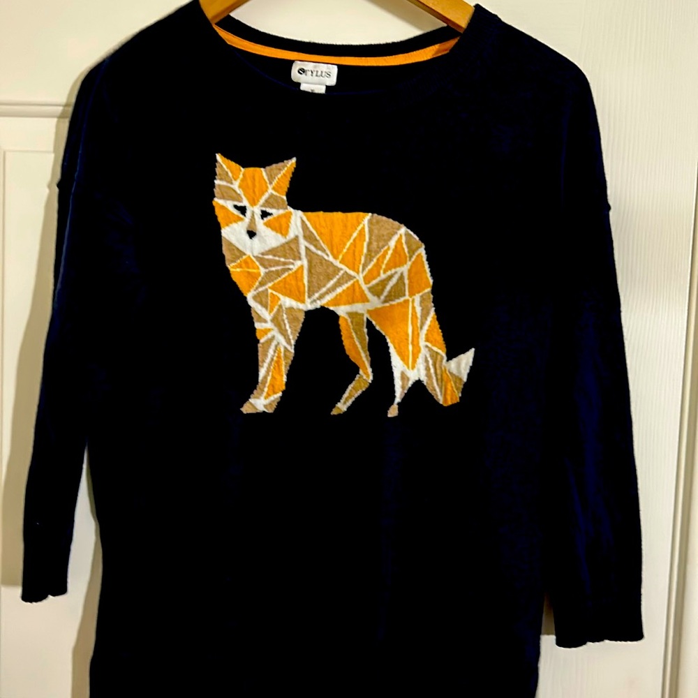 Beautiful navy fox sweater